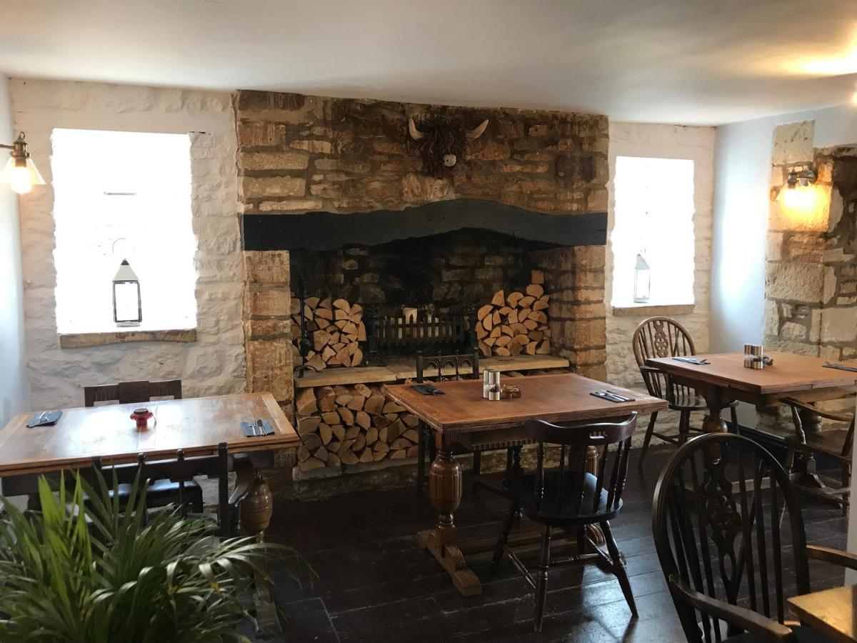The Queen Matilda Country Rooms Avening 外观 照片